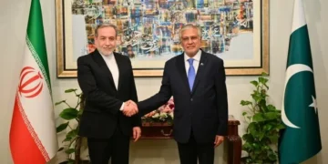 Pakistan’s Deputy PM Dar Voices Hope for Peace in Iran During Call with Iranian FM Araghchi