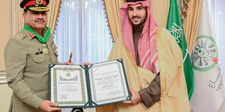 Asim Munir and King AbdulAziz