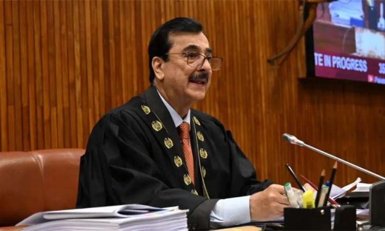 Senate resumes debate