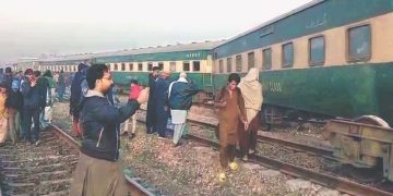 Shalimar Express Train Derails Near Shahdara Bridge; All Passengers Safe