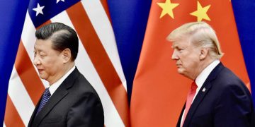 trump threatens china
