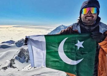 Pakistan’s Asad Ali Memon Conquers Mount Vinson, Nears Seven Summits Milestone