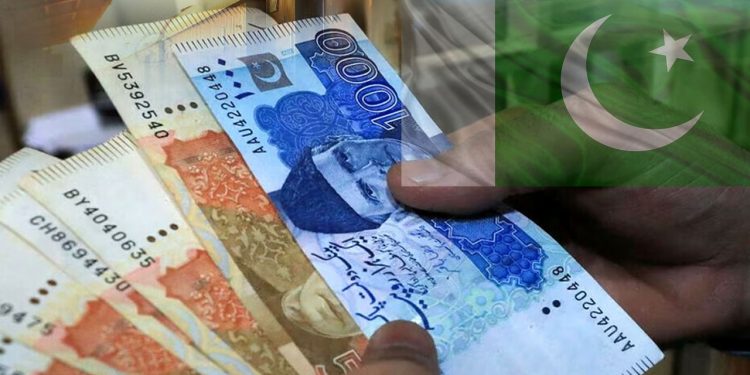 Pakistan's Public Debt Surges By Rs8.3 Trillion in One Year