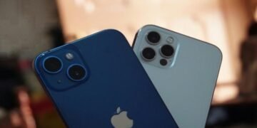 Apple Prepares to Launch Its First Foldable iPhone