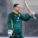 de kock smashes century