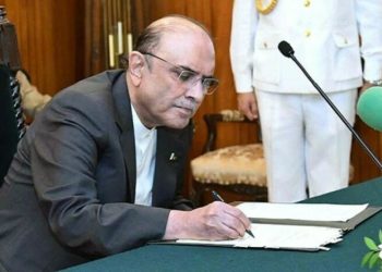 President Zardari signs 27th Amendment